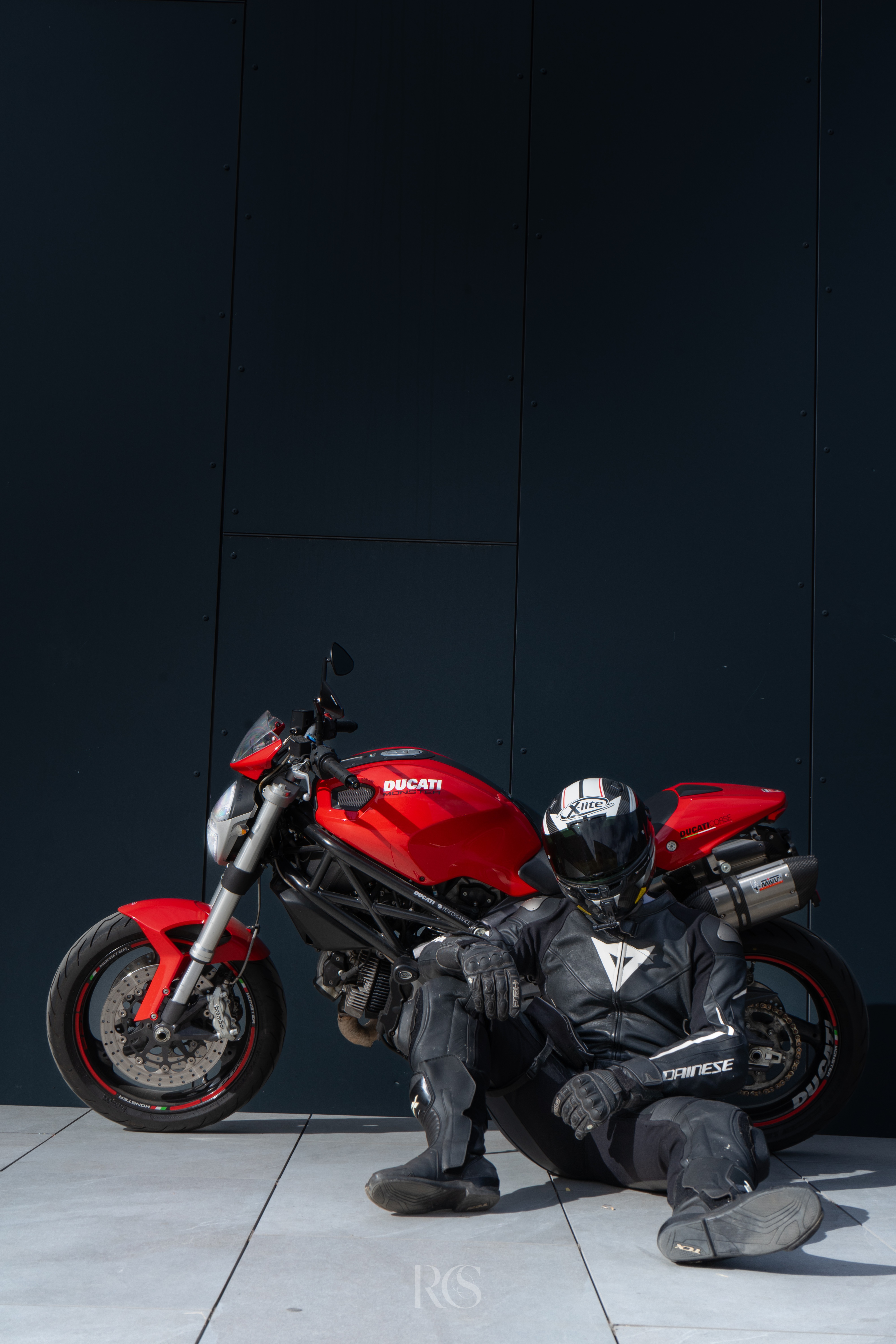 Ducati en séance photo moto premium, Suisse